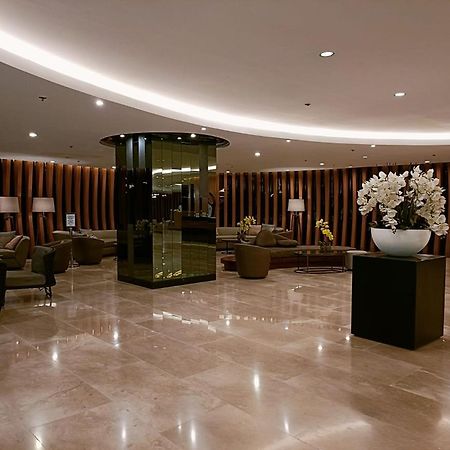 Home Away From Home Manila Esterno foto